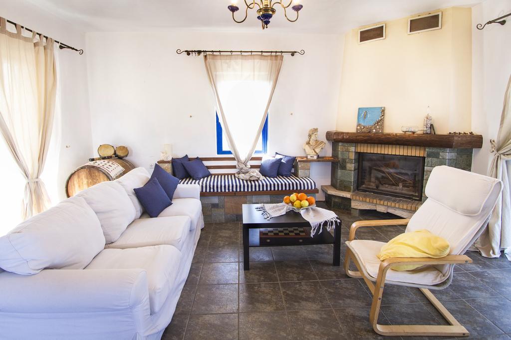 Mantilida Villa & Studio Kíssamos Екстериор снимка