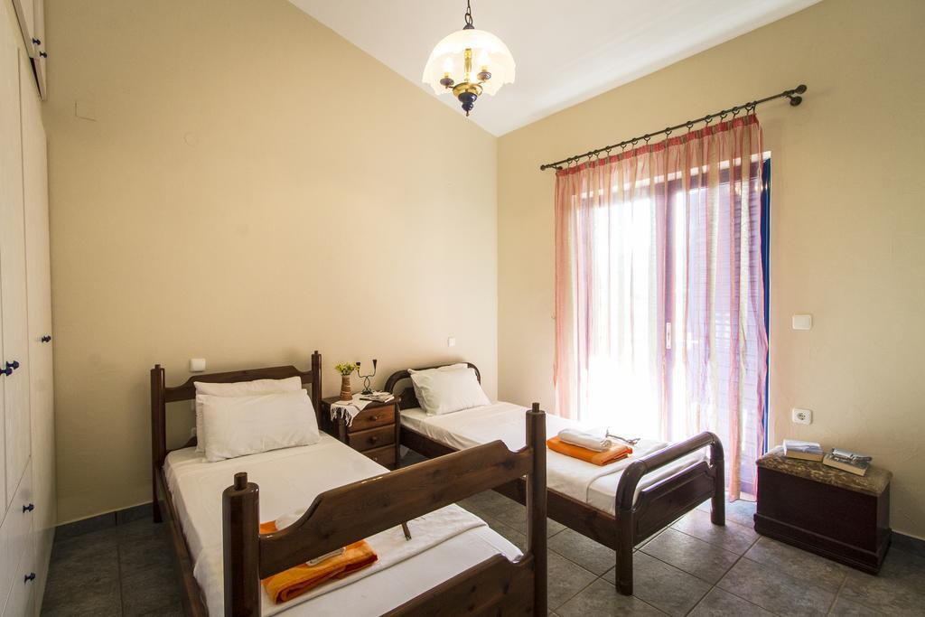 Mantilida Villa & Studio Kíssamos Екстериор снимка